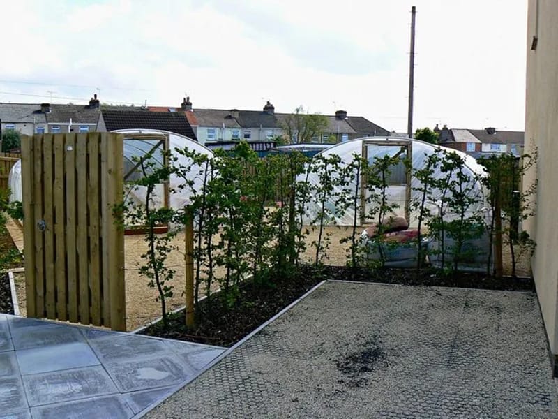 Howse Garden in Swindon, England photo 3
