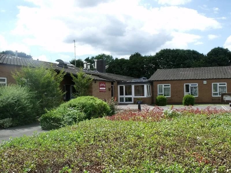Edgehill Care Home - Nursing Home in Swindon, England photo 1
