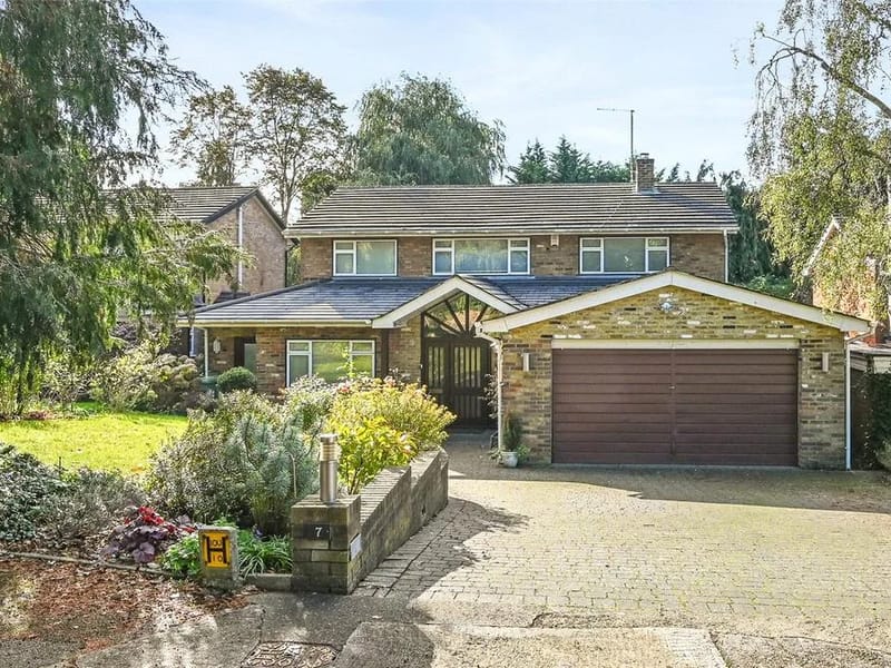 Mountview - Nursing Home in Northwood, England photo 2