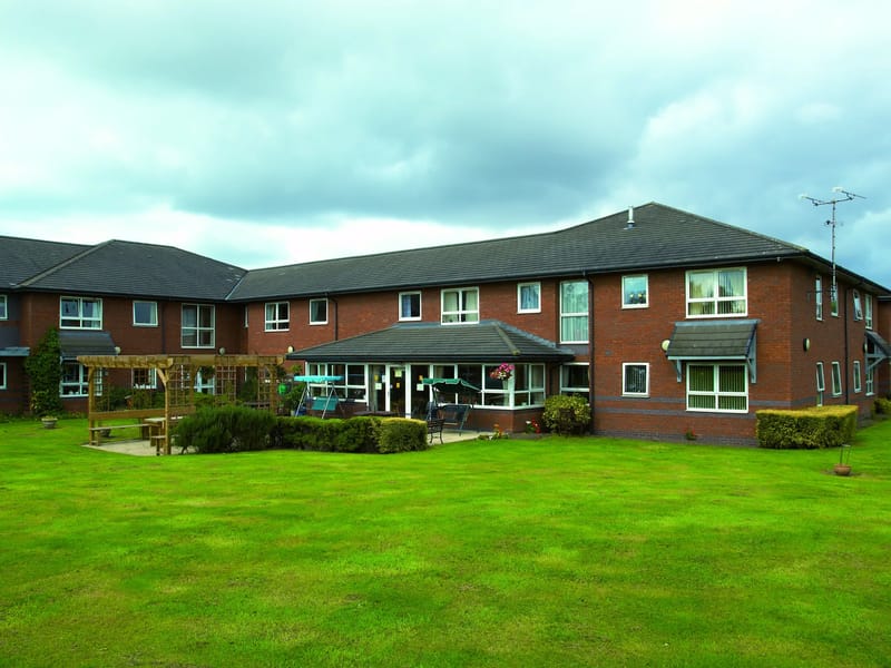 Mayfields - Assisted Living in Ellesmere Port, England photo 1