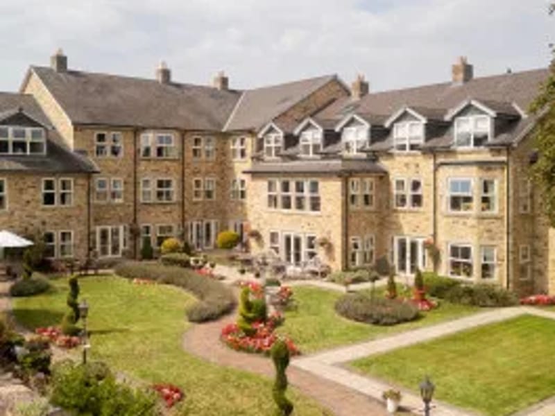 Woodleigh Rest Home Limited - Nursing Home in Bradford, England photo 2