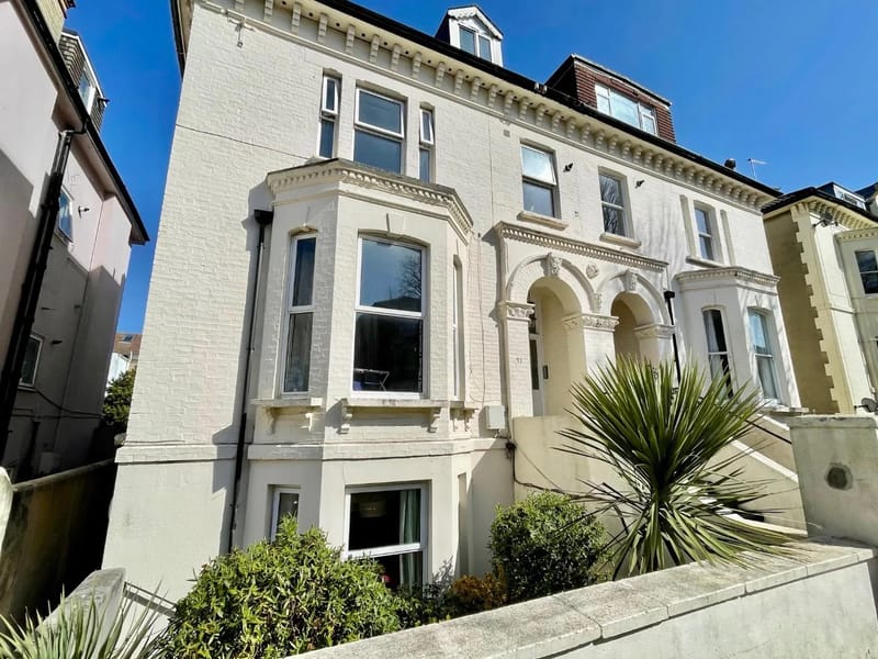 Clarendon Villas - Assisted Living in Hove, England photo 2
