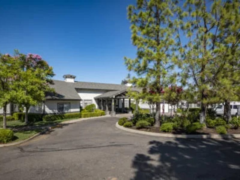 Country Crest Post-Acute - Nursing Home in Oroville, CA photo 3