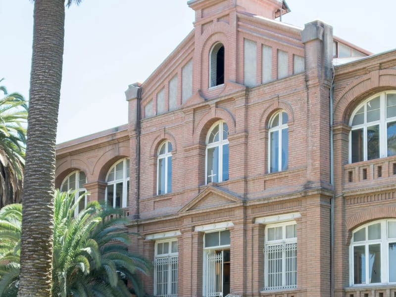 Asilo de Ancianos - Hermanitas de los Pobres - Hogar de Ancianos in Sevilla, Andalucía photo 1