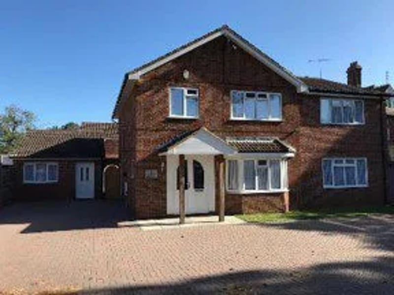 Dybdale Crescent - Assisted Living in Wellingborough, England photo 3