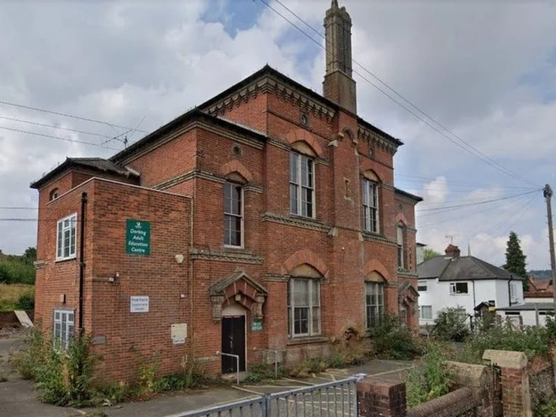 Downsvale Nursing Home - Nursing Home in Dorking, England photo 1