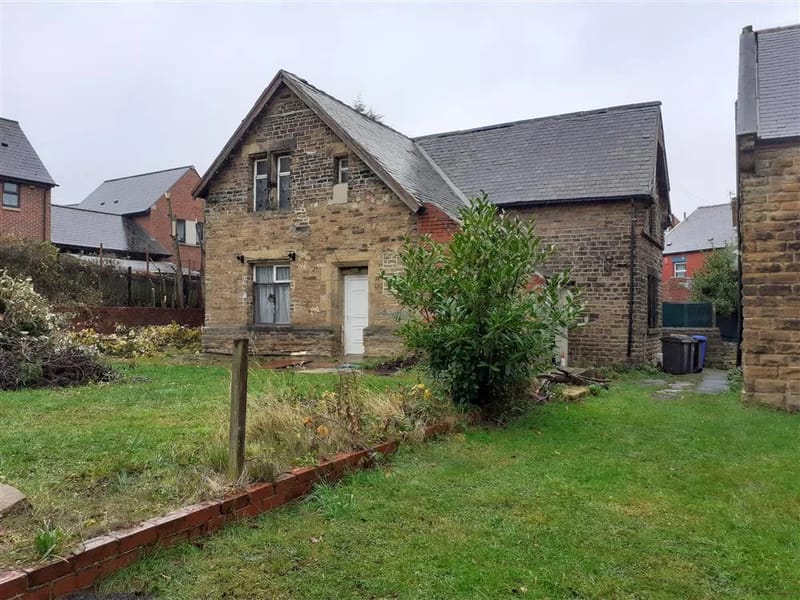 The Old School House in Sheffield, England photo 1