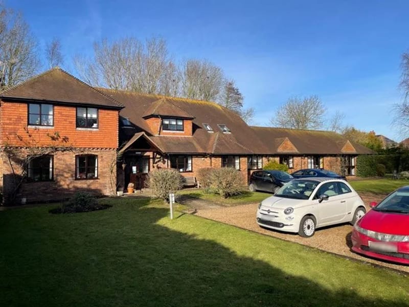 Brambles Care Home - Nursing Home in Ashford, England photo 1