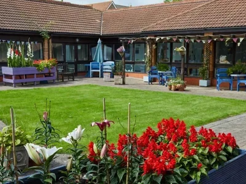 The Hawthorns Care Centre in Southampton, England photo 2