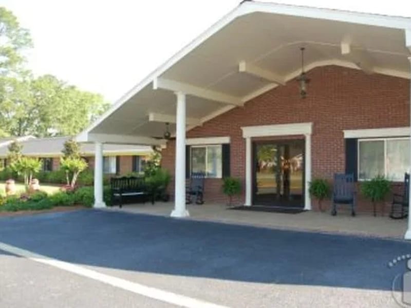 Stacey Street House - Assisted Living in Jesup, GA photo 3