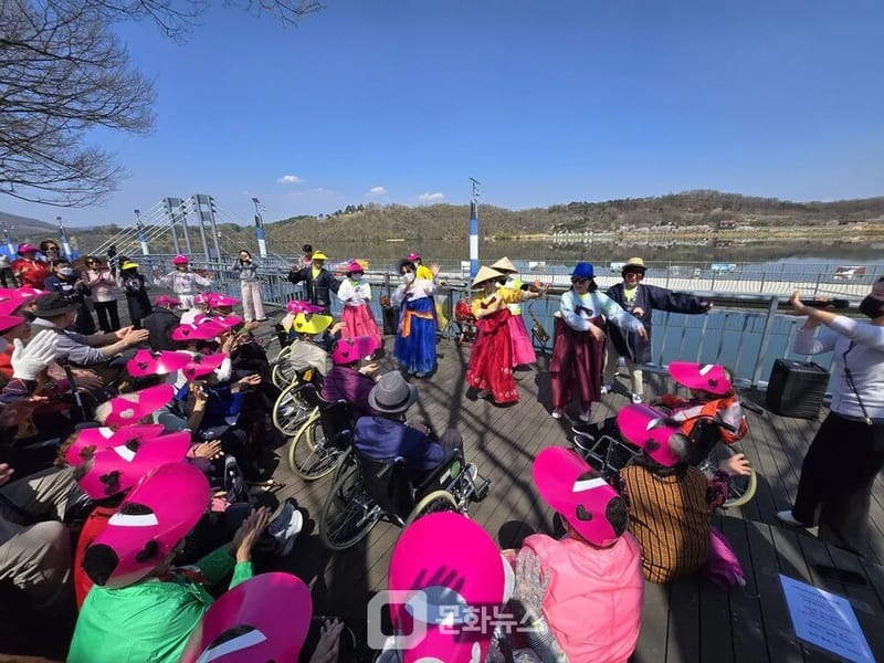 병설 영동군립주야간보호센터 - 주간보호 in 영동군, 충청북도 photo 2