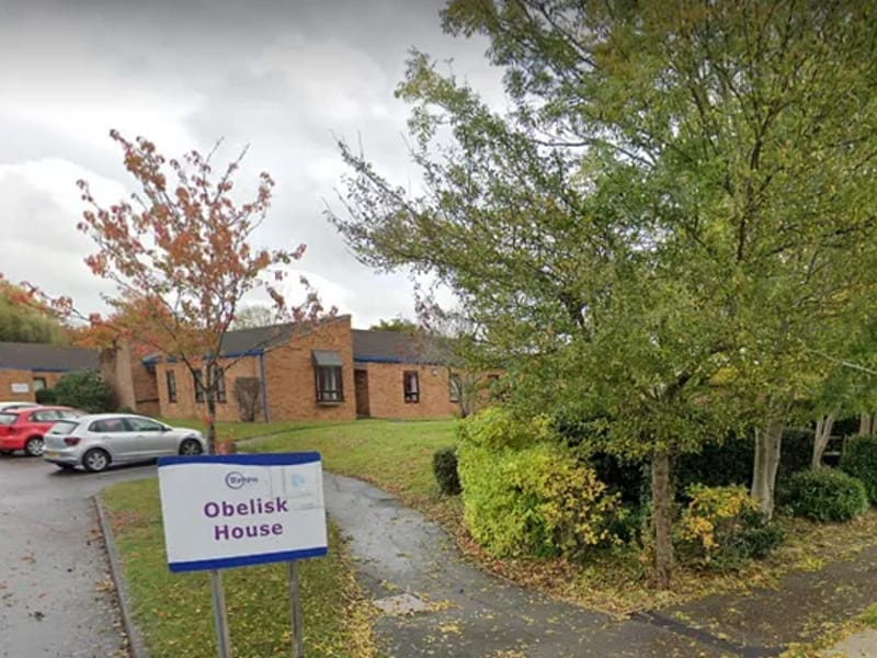 Obelisk House in Northampton, England photo 2
