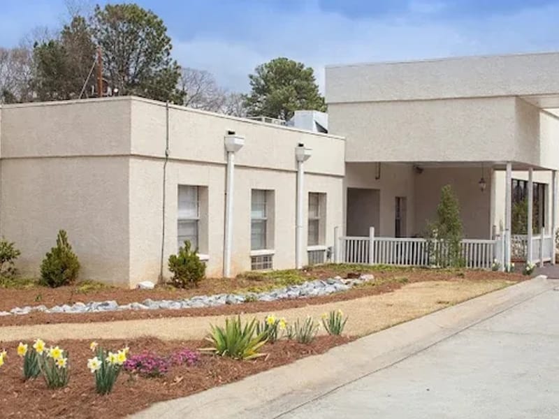 Pruitthealth - Laurel Park, LLC - Nursing Home in Stockbridge, GA photo 2