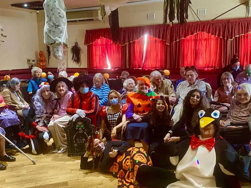 Claremount House Care Home - Assisted Living in Halifax, England photo 2