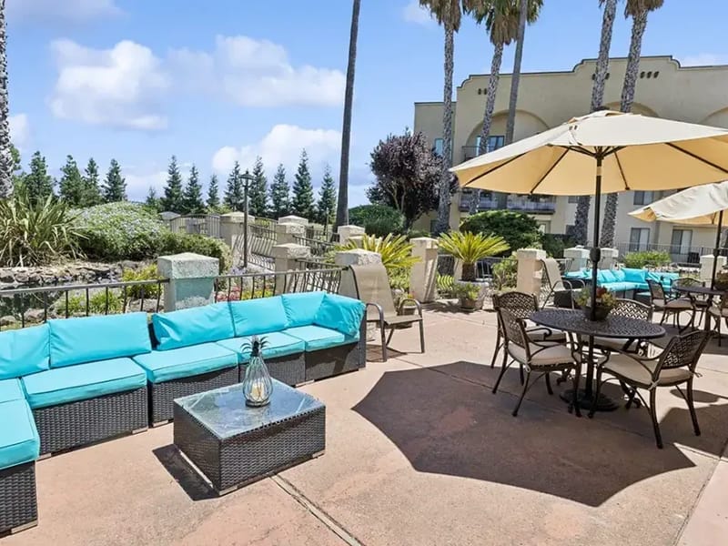 Courtyard At Rio Las Palmas, The - Assisted Living in Stockton, CA photo 2