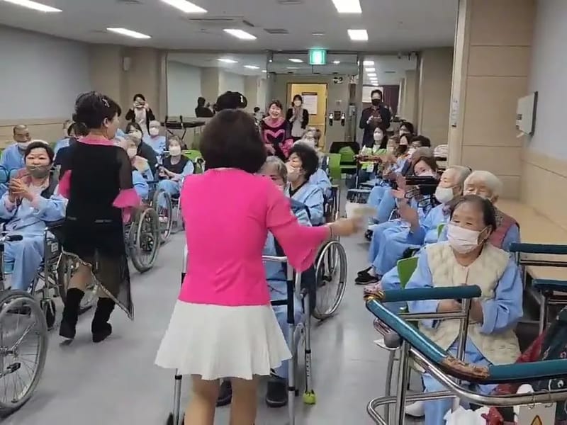 신세계노인장기요양재가방문센터 - 요양원 in 오산시, 경기도 photo 1