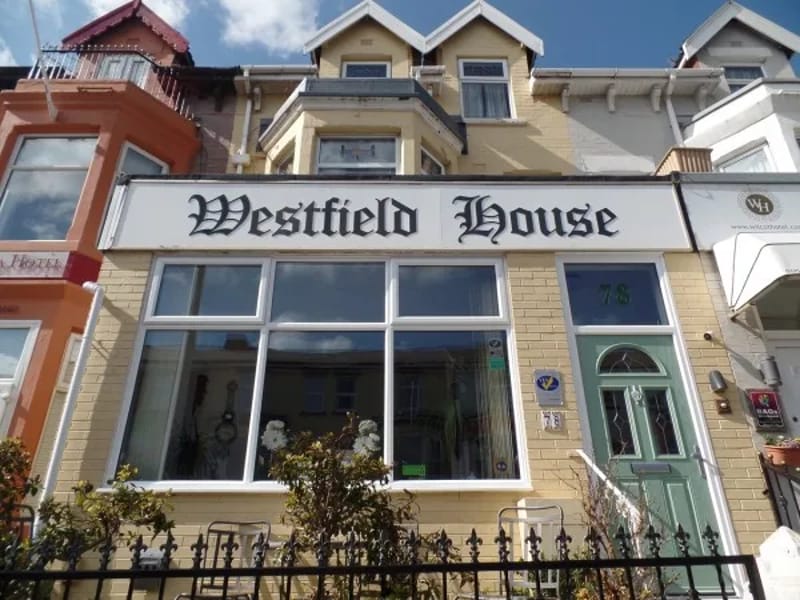 Westfield Rest Home - Assisted Living in Blackpool, England photo 2
