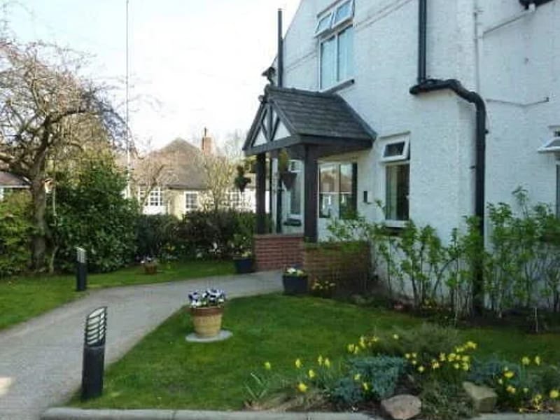 Heliosa Nursing Home - Nursing Home in Congleton, England photo 1