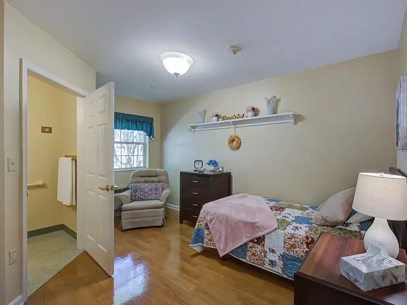 Arden Courts Of Seminole - Assisted Living in Seminole, FL photo 2