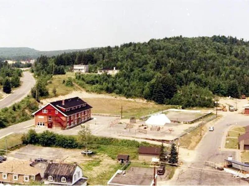 Avenues South Hampshire Services - Assisted Living in Chertsey, England photo 3