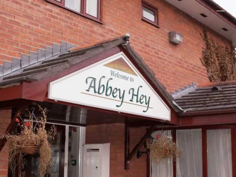Abbey Hey Care Home - Nursing Home in Oldham, England photo 3