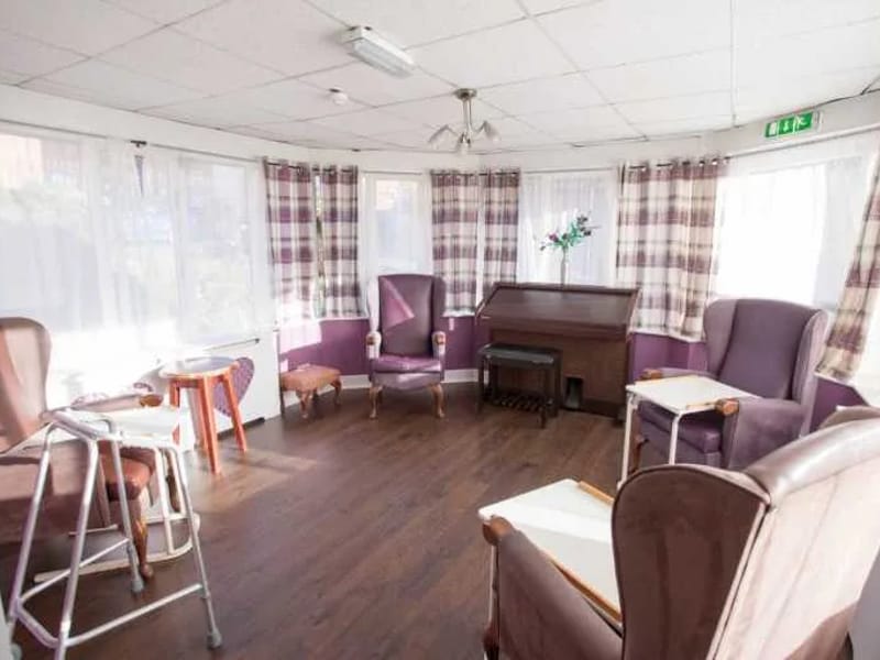 Abbey Hey Care Home - Nursing Home in Oldham, England photo 2