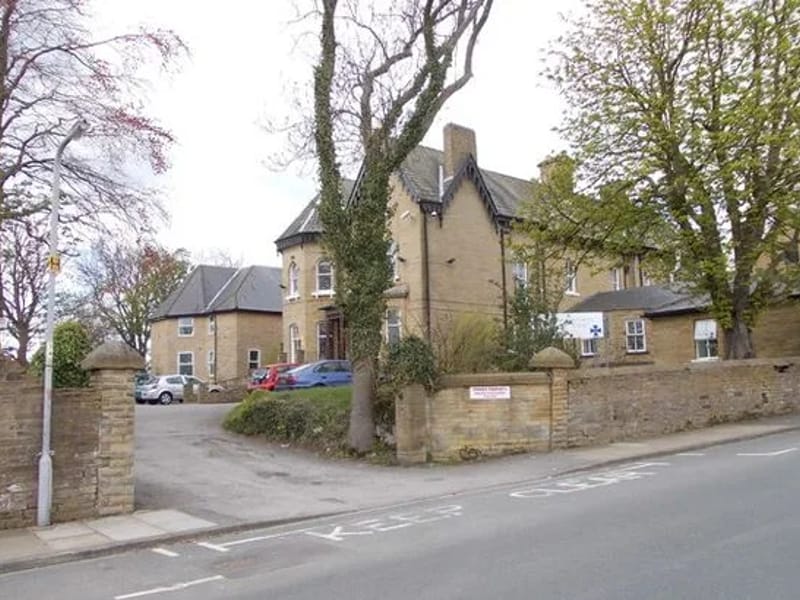 Allerton Park Care Centre - Assisted Living in Bradford, England photo 2