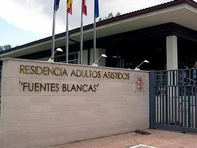 Centro Asistencial Condestable - Hogar de Ancianos in Burgos, Castilla y León photo 3