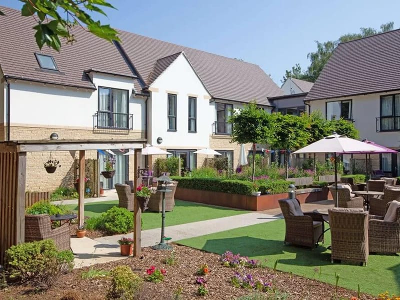 Millers Grange - Assisted Living in Witney, England photo 1
