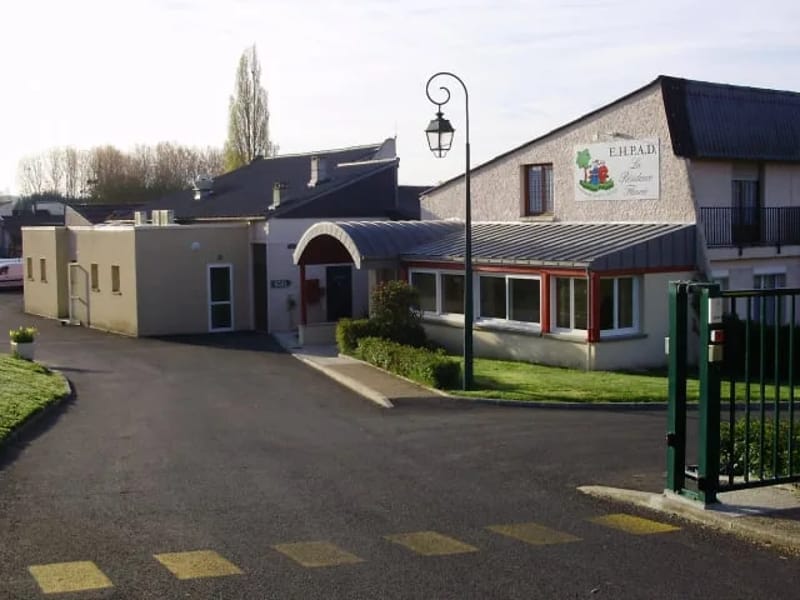 Ehpad La Residence Fleurie - Coulonge - EHPAD in COULONGES SUR SARTHE, Normandie photo 2
