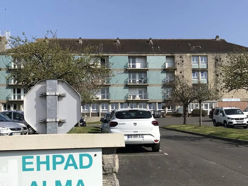 Ehpad Bernardin - Ch Falaise - EHPAD in FALAISE, Normandie photo 3