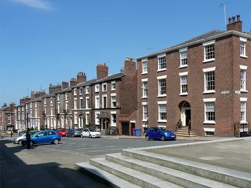 Mount Avenue in Liverpool, England photo 3