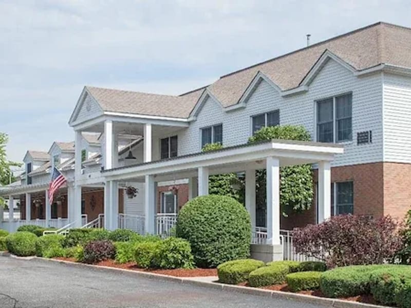 Brentwood Health Center - Nursing Home in Warwick, RI photo 2