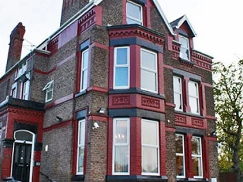 Glenarie Manor Nursing Home in Liverpool, England photo 2