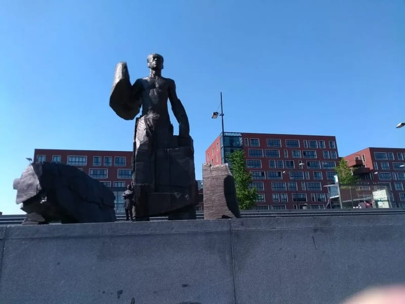 Anton de Kom - Verpleeghuis in Amsterdam, Noord-Holland photo 1