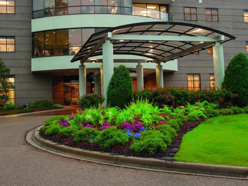 Methodist Specialty Care Center - Nursing Home in Flowood, MS photo 2