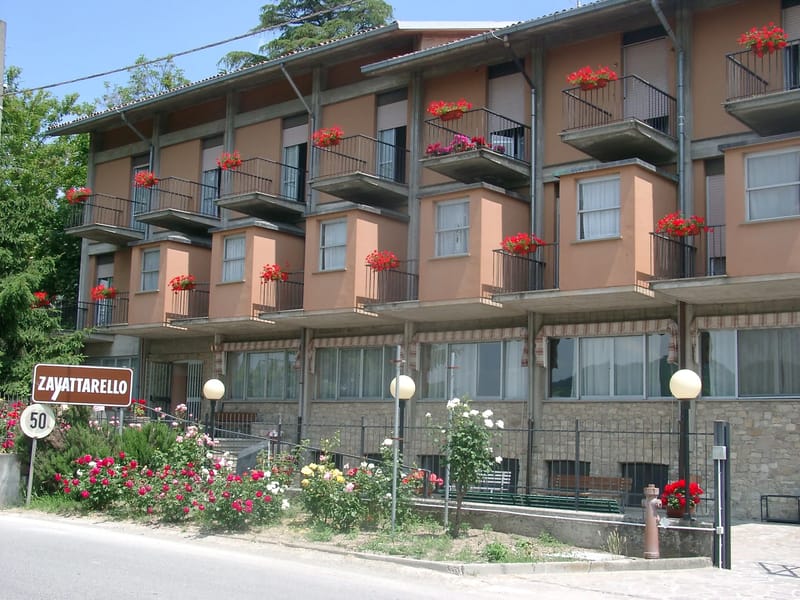 Casa Di Riposo - Casa di Riposo in Zavattarello, Lombardia photo 1