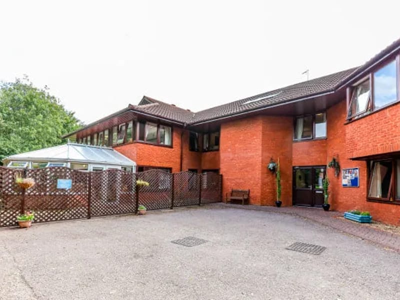 Neath Hill Care Home - Nursing Home in Milton Keynes, England photo 3