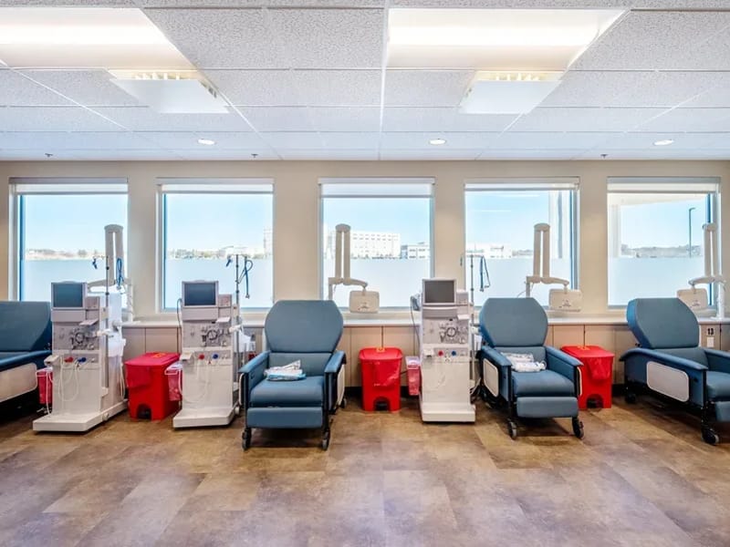Bayshore Dialysis Center - Dialysis in Pasadena, TX photo 1
