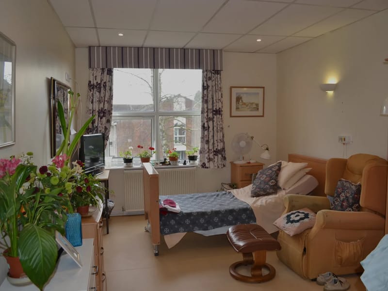 Bosworth Care Home - Nursing Home in Weymouth, England photo 3