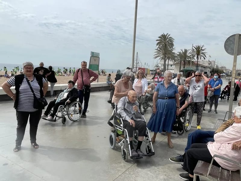 Llar d'Avis Can Bosch - Hogar de Ancianos in Badalona, Cataluña photo 2