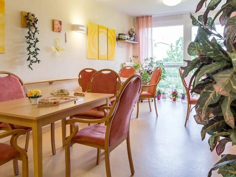Wohn- und Pflegezentrum Südpark in Fürth, Bayern photo 7