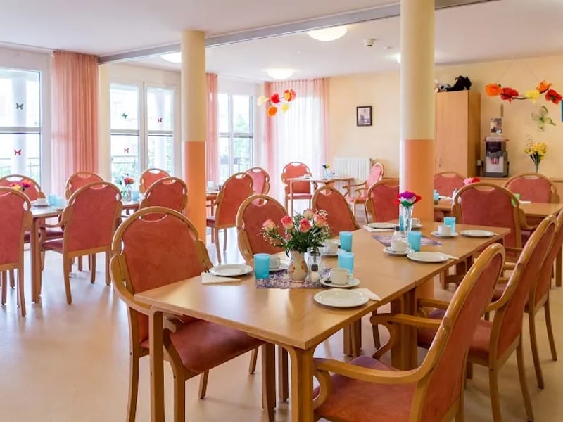 Wohn- und Pflegezentrum Südpark in Fürth, Bayern photo 2