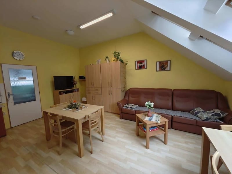 domovy pro seniory (3370896) - Podporované bydlení in Pardubice, Pardubický kraj photo 3