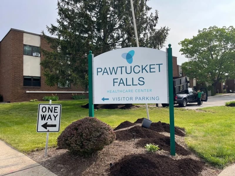 Pawtucket Falls Healthcare Center - Nursing Home in Pawtucket, RI photo 2