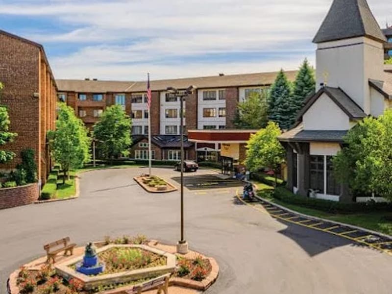 Ascension Living Alexian Village Milwaukee - Adult Day Care in Milwaukee, WI photo 3