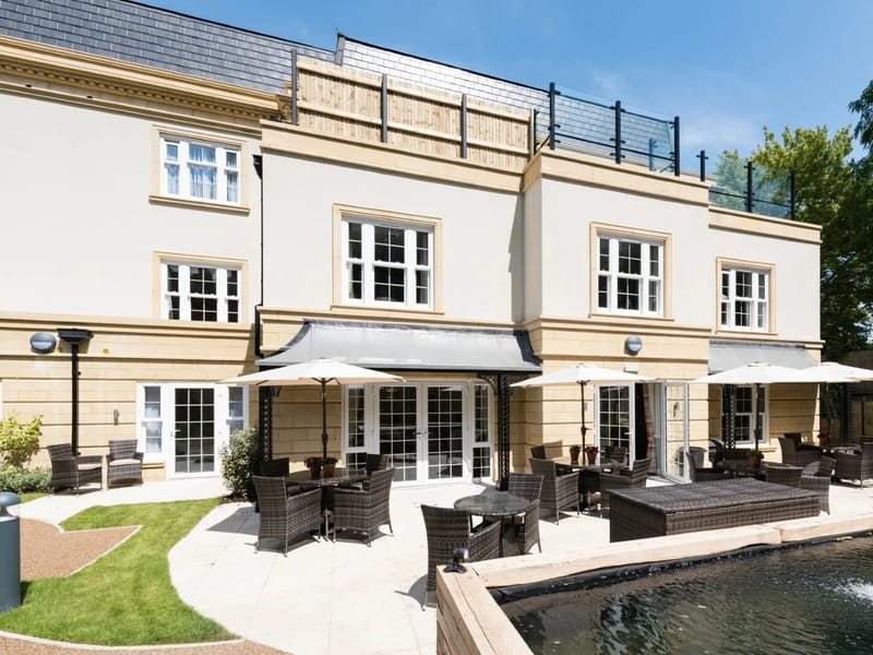 Hallmark Chamberlain Court Luxury Care Home - Assisted Living in Tunbridge Wells, England photo 2