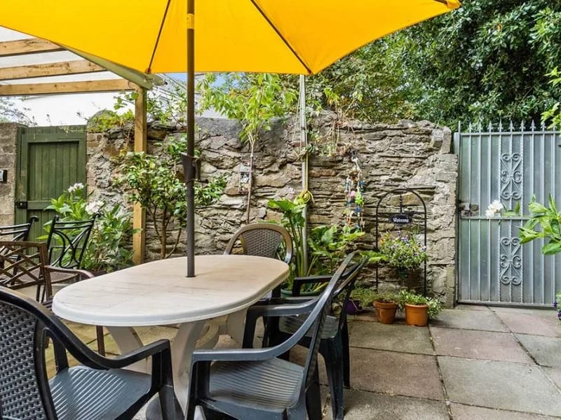 Camellia House - Assisted Living in Plymouth, England photo 2