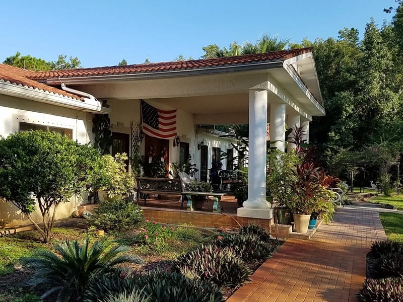 East Lake Manor  Inc - Assisted Living in Tarpon Spgs, FL photo 1