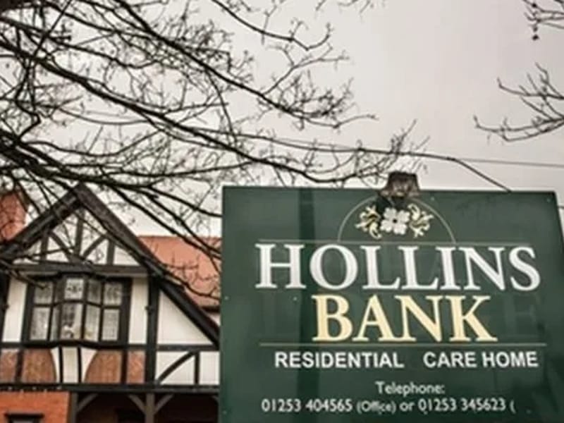 Hollins Bank Care Home - Assisted Living in Blackpool, England photo 3